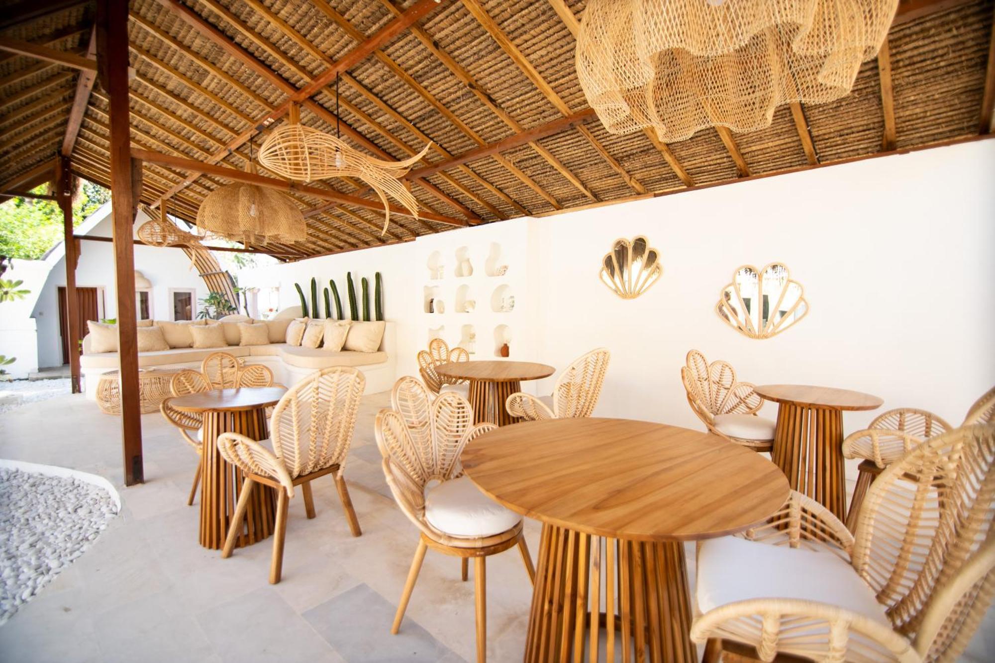 Isla De Agua Hotel Gili Air Exterior photo